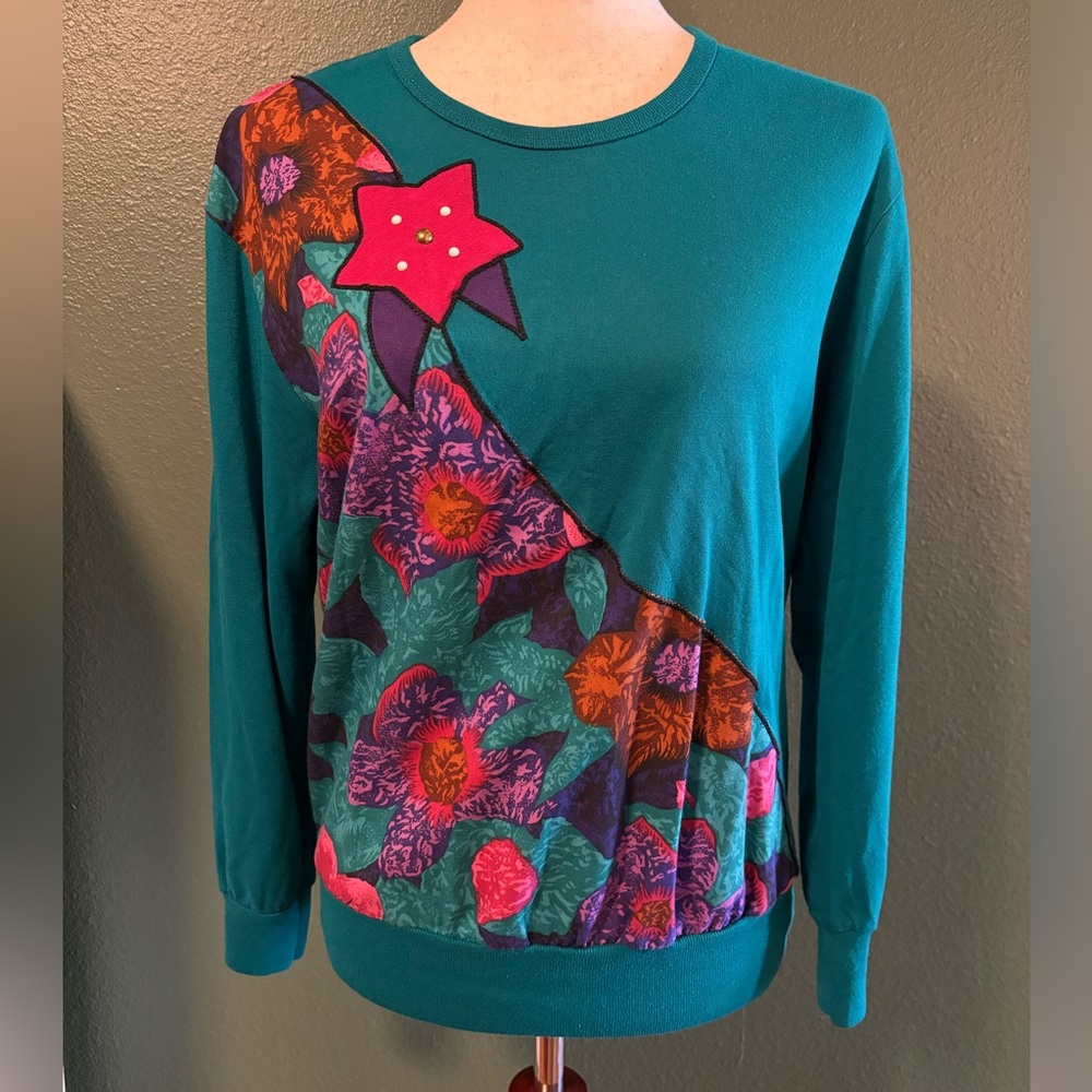 Vintage 1980s sweatshirt long sleeve shirt floral teal pink star vibrant Small